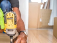 Professional Tools & Equipment